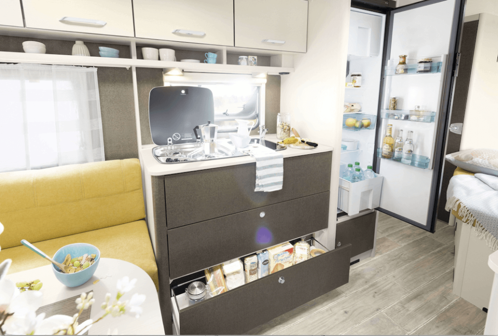 קרוואן מצדה תמונת פנים