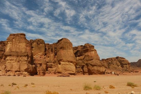 חניון קראונים פארק תמנע